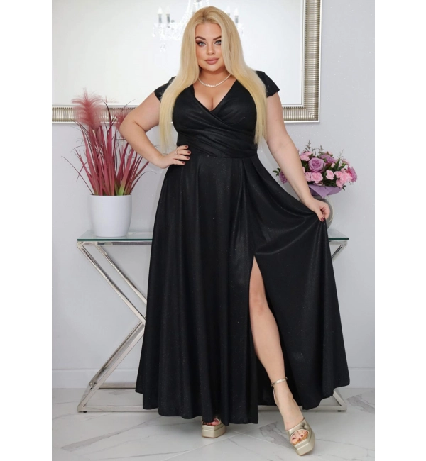 02024. AMANDA LUX CZARNY